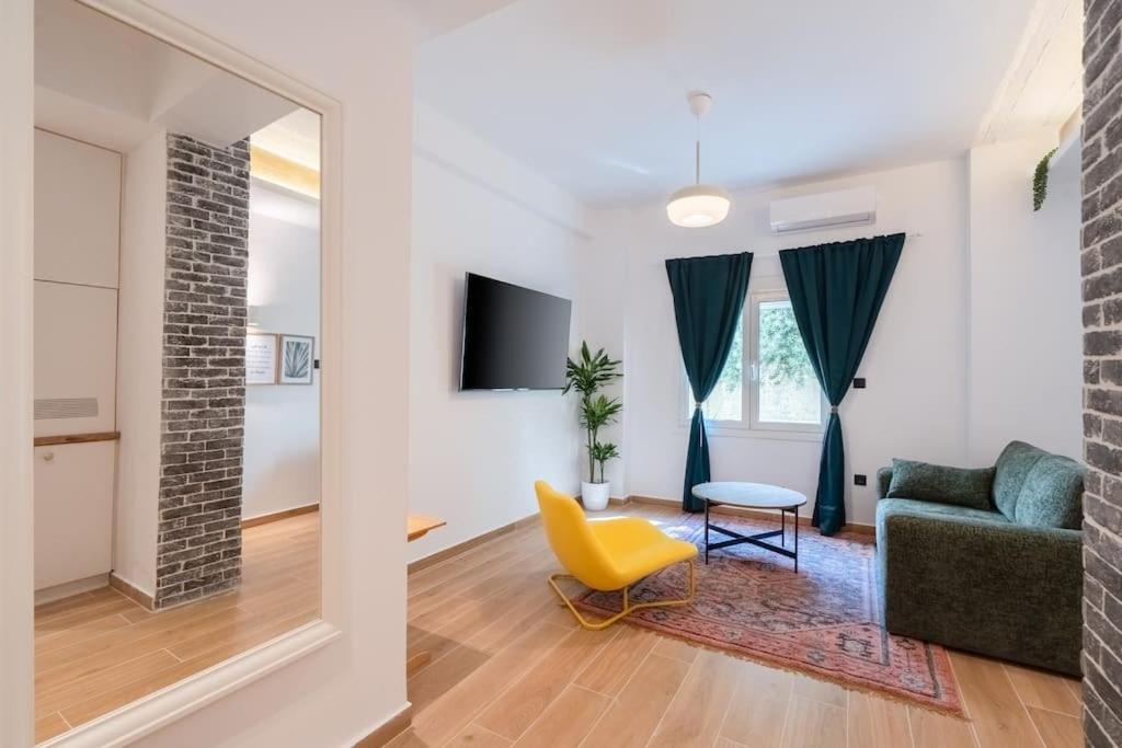 1br Stylish 20 Minutes From Acropolis Apartament